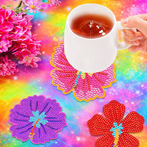 Diamond painting drikkebrikker med 10 forskellige blomster. Inklusiv holder.