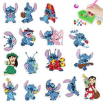 Diamond painting klistermærker med Lilo & Stitch. 16 forskellige farverige motiver.