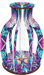 Diamond painting vase med glascylinder. Mandalamønster i lilla, blå og pink.