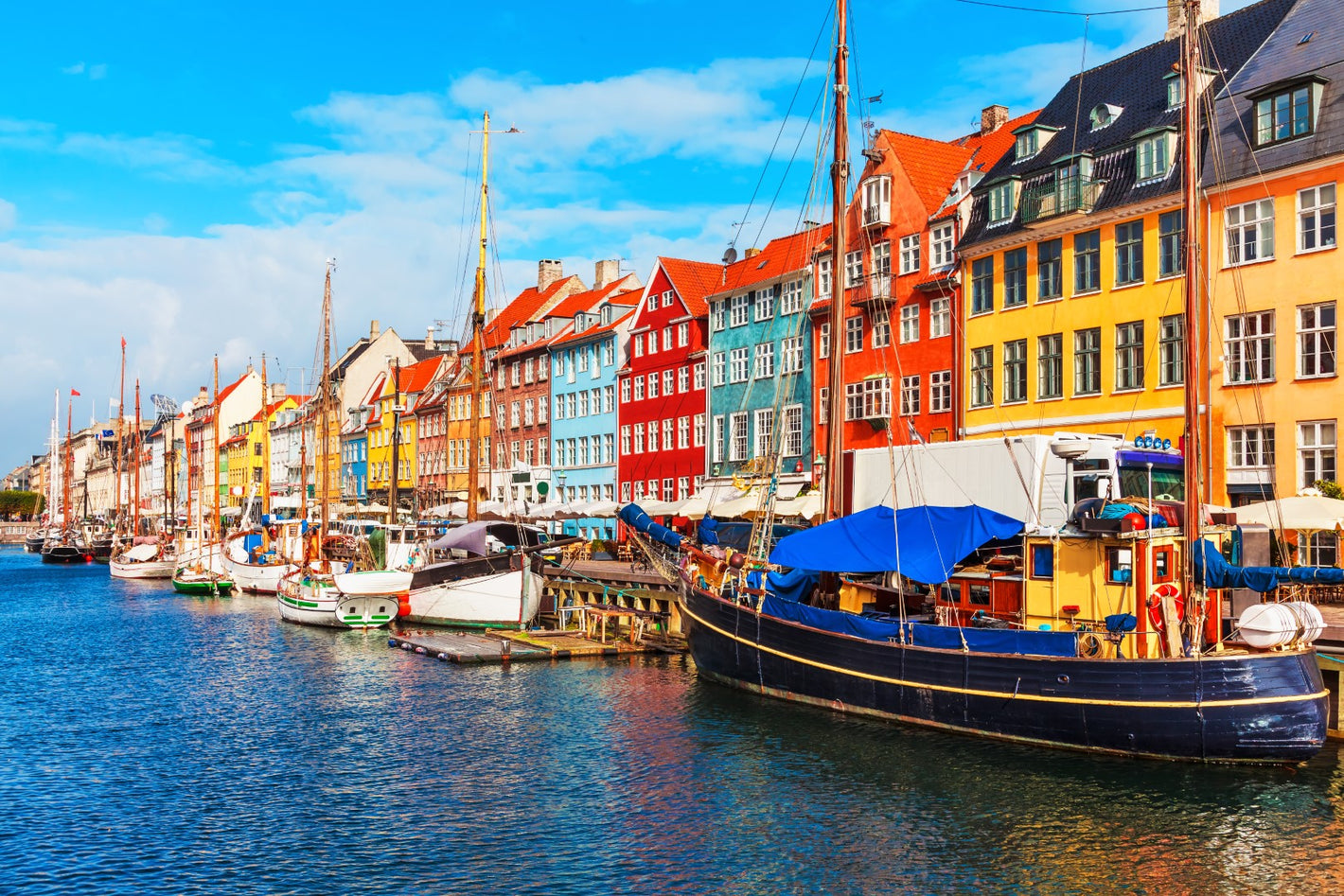 By, Nyhavn, København, Danmark, Kanal, Båd, Både, Sejlskibe, Sejlskibe, Huse, Vand, Himmel, Skyer