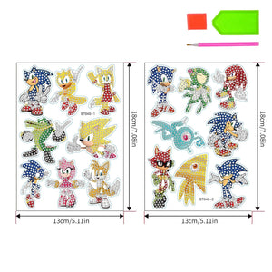 Diamond painting klistermærkeark med Sonic. 2 ark i målene: 13X18 cm. 
16 forskellige klistermærker.